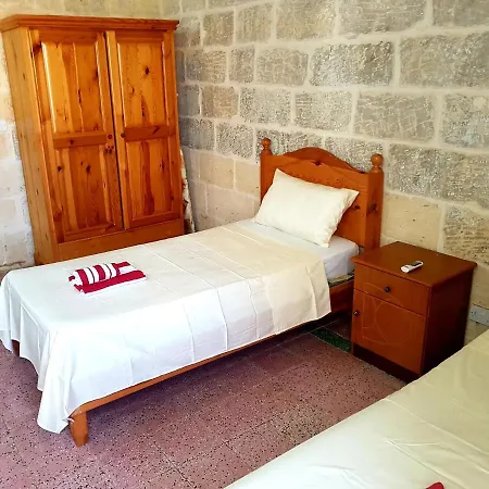 بيت ضيافة Tal-qajru Farmhouse
