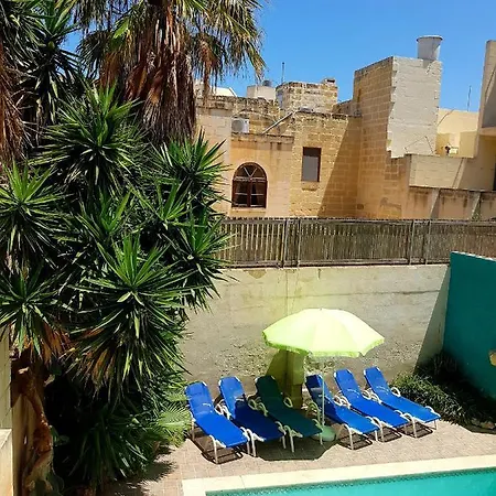 Tal-qajru Farmhouse Zebbug (Gozo)