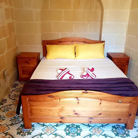 Tal-qajru Farmhouse Zebbug (Gozo)